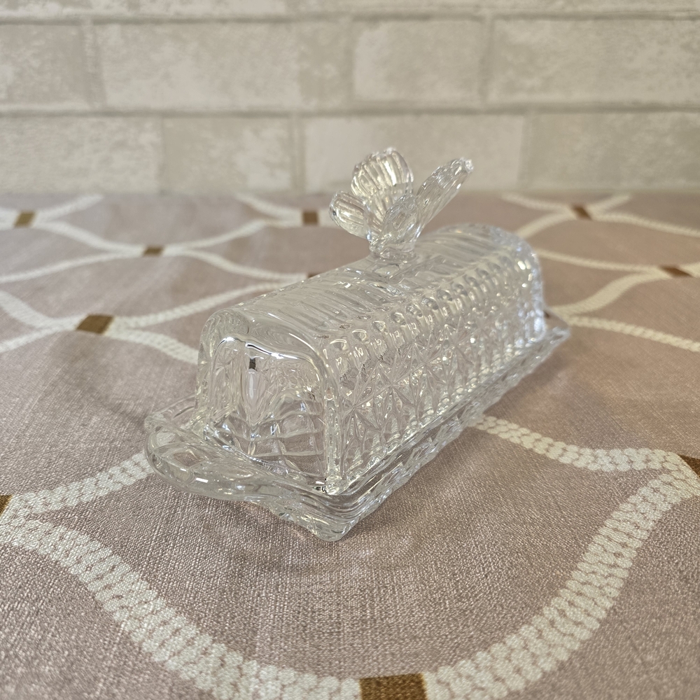 Vintage Clear Crystal Glass Butter Dish with Butterfly Handle on Lid - Picture 6 of 12